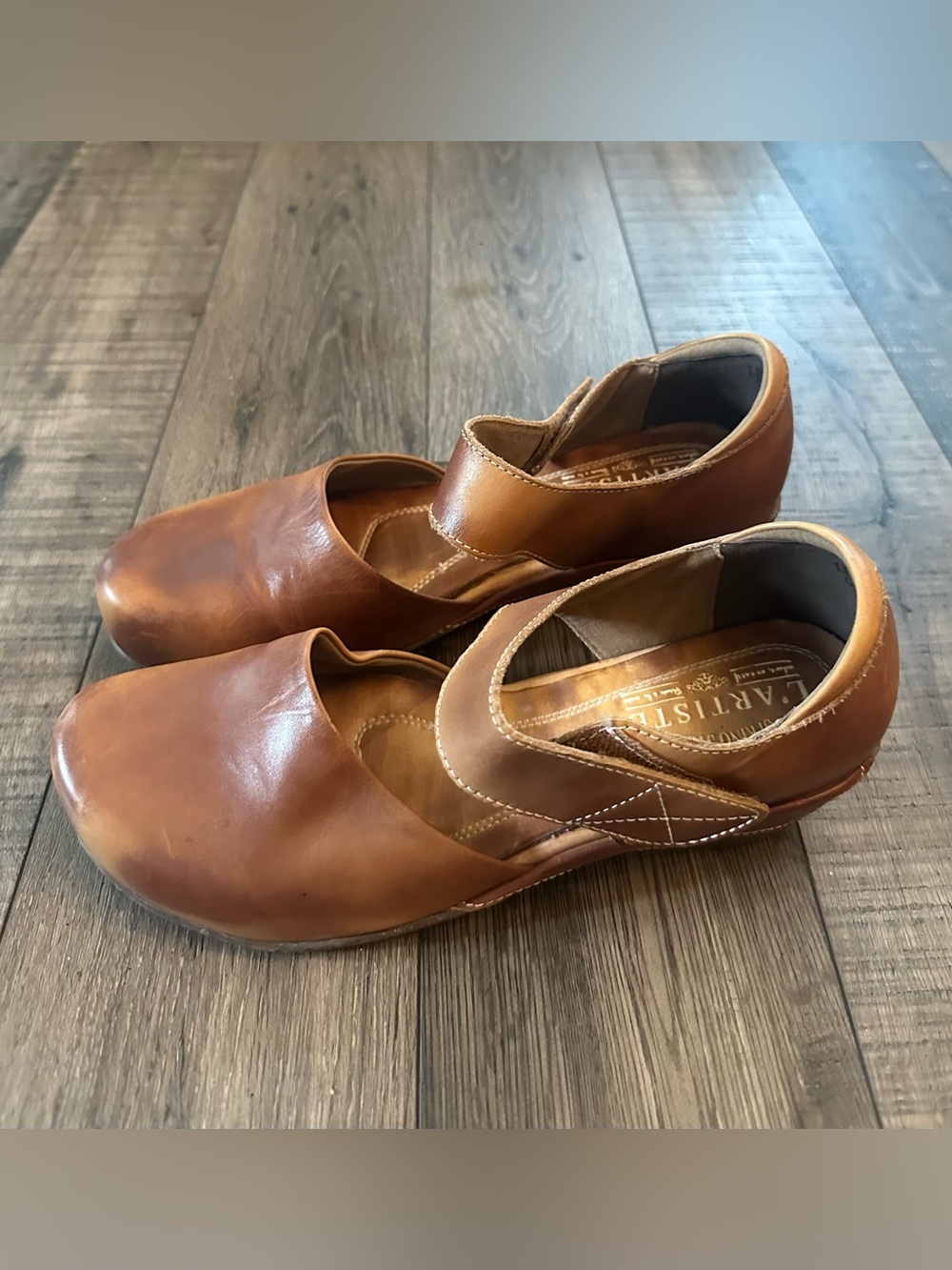 L'Artiste Women’s Gloss Mary Jane Shoes Brown Leather Size 39 / 8.5